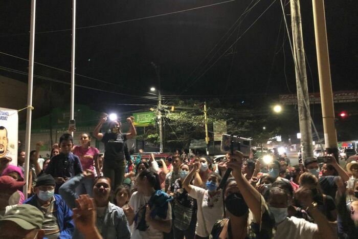 Donnerstagnacht: Tocoa feiert die Annulierung des Prozesses gegen die Umweltschützer aus Guapinol und fordert ihre sofortige Freilassung.