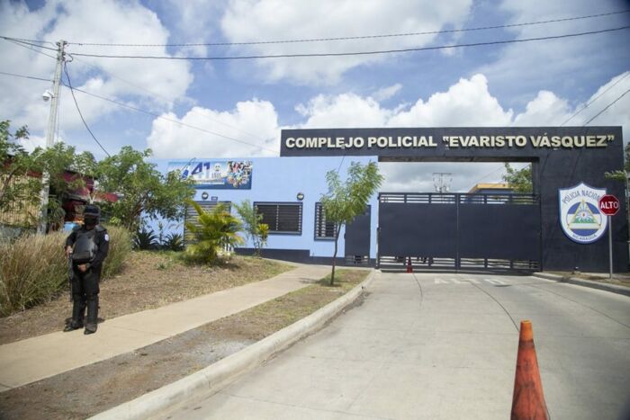 Complejo Evaristo Vásquez ist ein neues Polizeirevier aus dem Jahr 2019 in dem die meisten politischen Gefangenen einsitzen